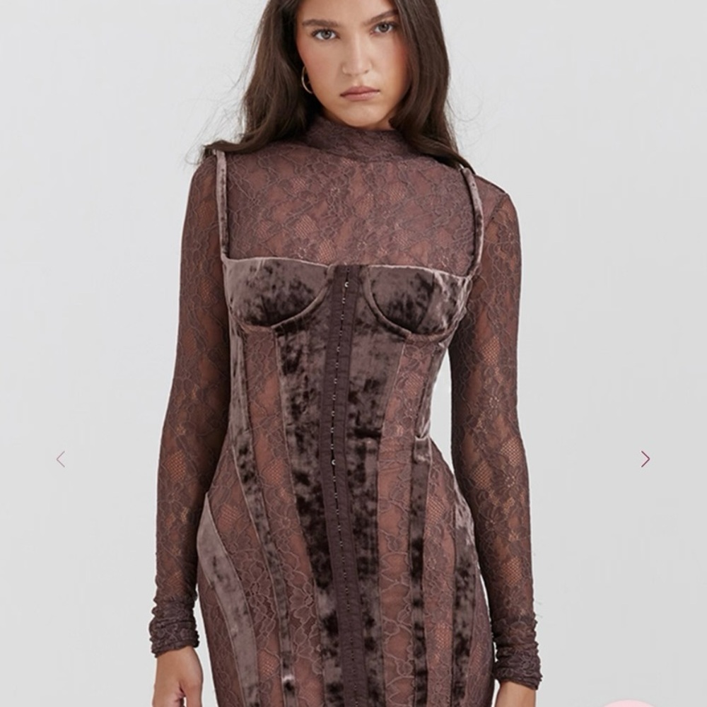 Elegant Lace and Velvet Long Sleeve Corset Dress in Chocolate Brown